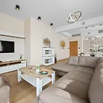 Palma - Am Fuer 6 Personen By Interhome *