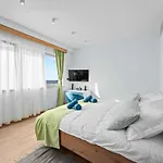 Palma - Am Fuer 6 Personen By Interhome * Pula