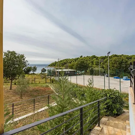Palma - Am Fuer 6 Personen By Interhome