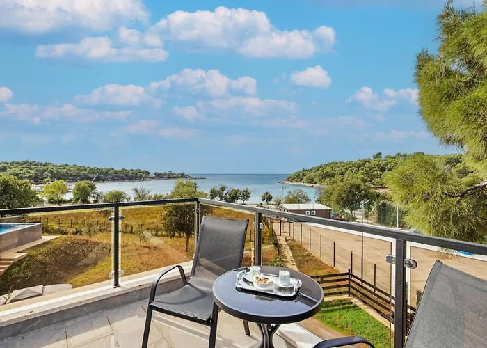 Palma - Am Fuer 6 Personen By Interhome