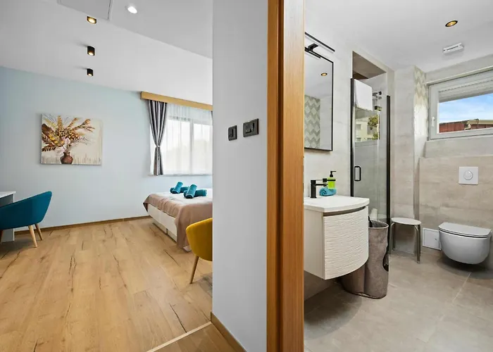 Palma - Am Fuer 6 Personen By Interhome